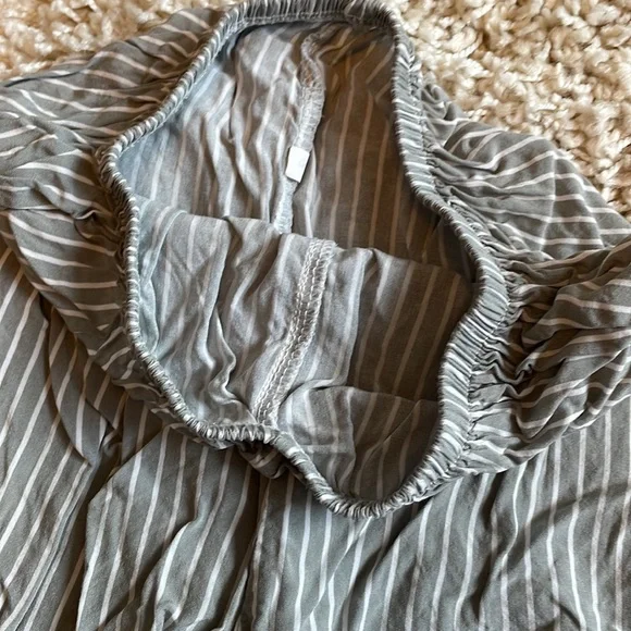 ⚡️flash sale! 3 for 10⚡️ Kid’s jogger - Picture 2 of 2